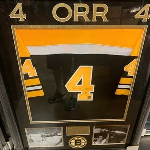 Bobby Orr autographed jersey framed coa gnr